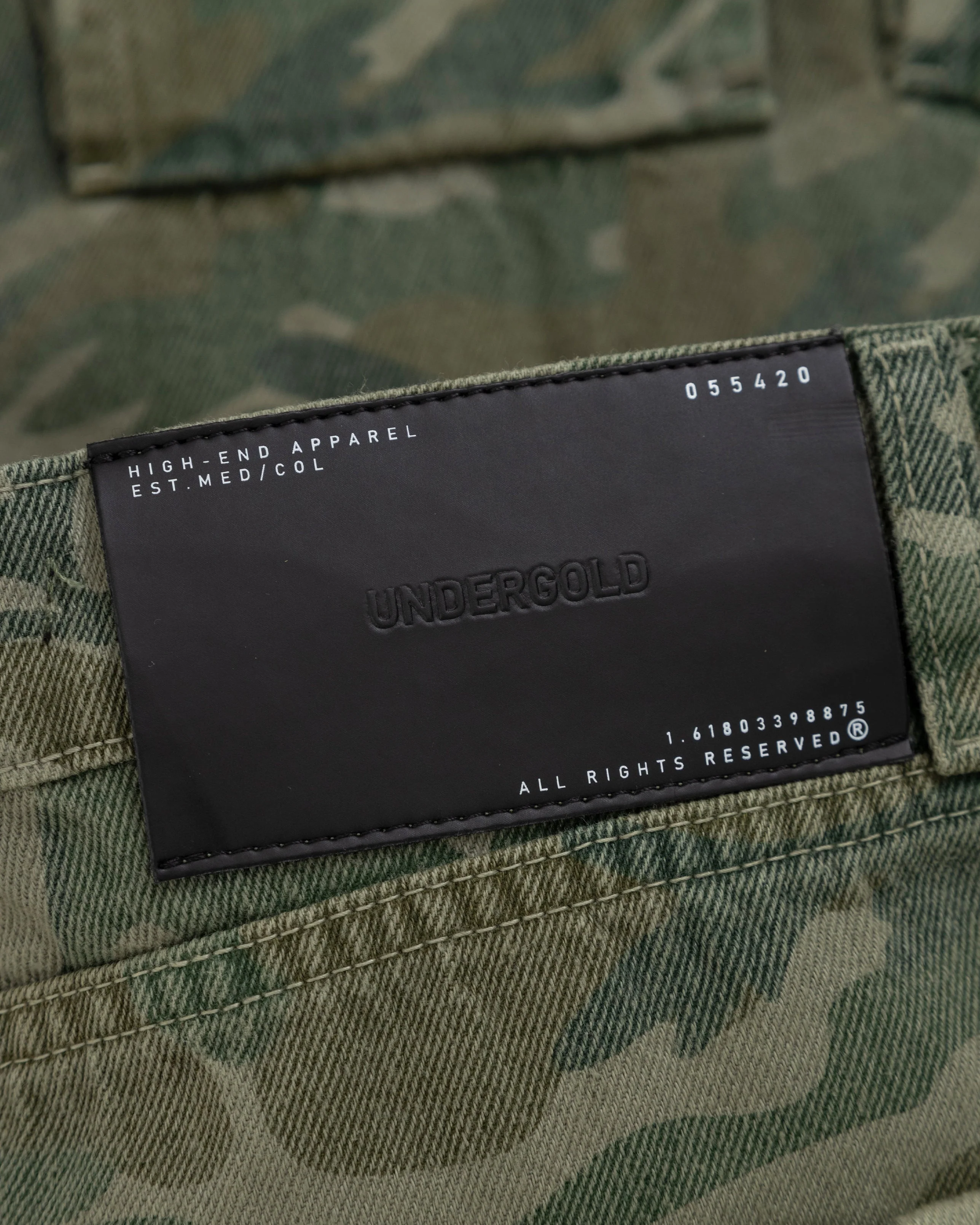 W Basics MultiPocket Cargo Jean Green Camo - Image 5