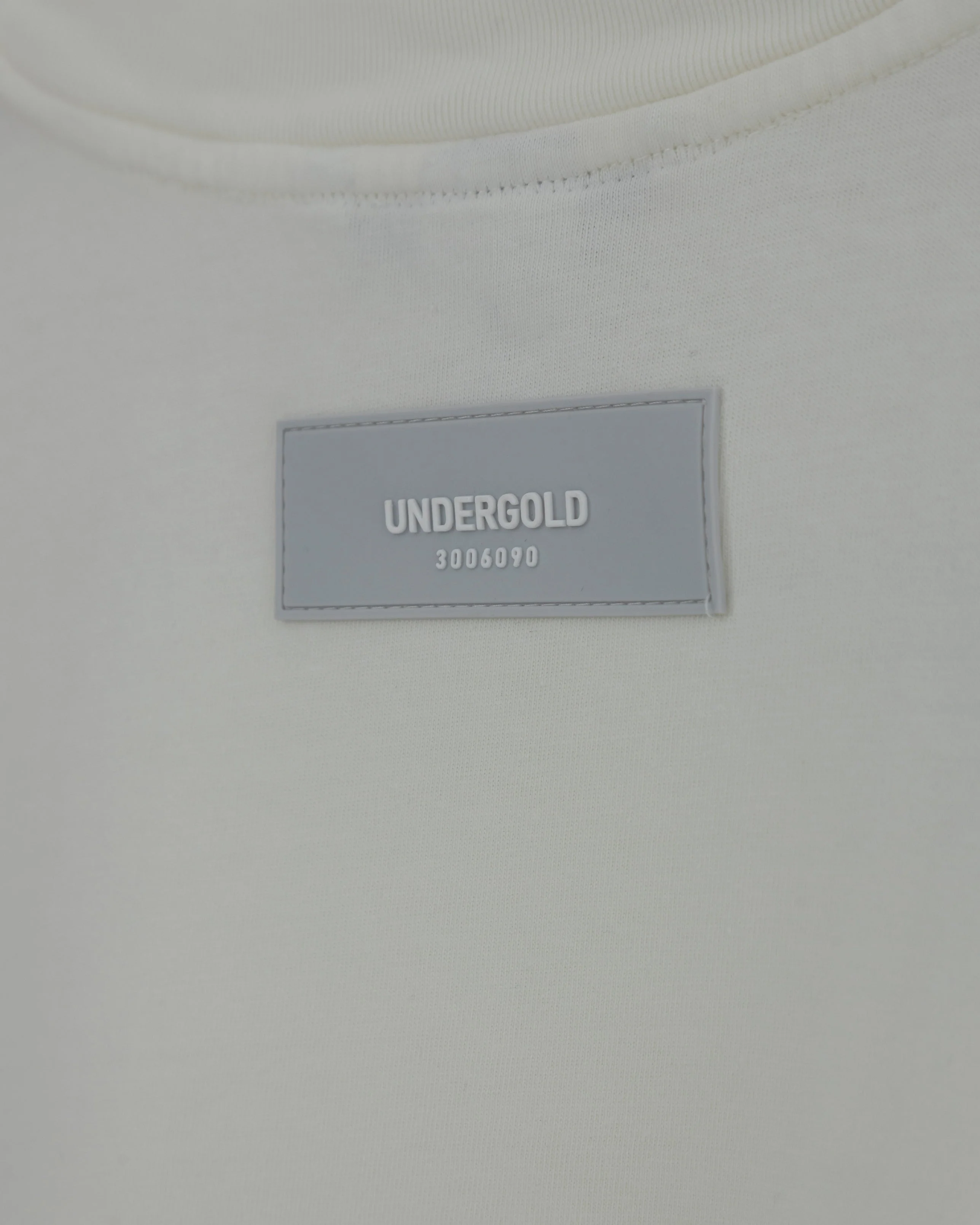 Basics Peached Undgld Tshirt White - Image 6