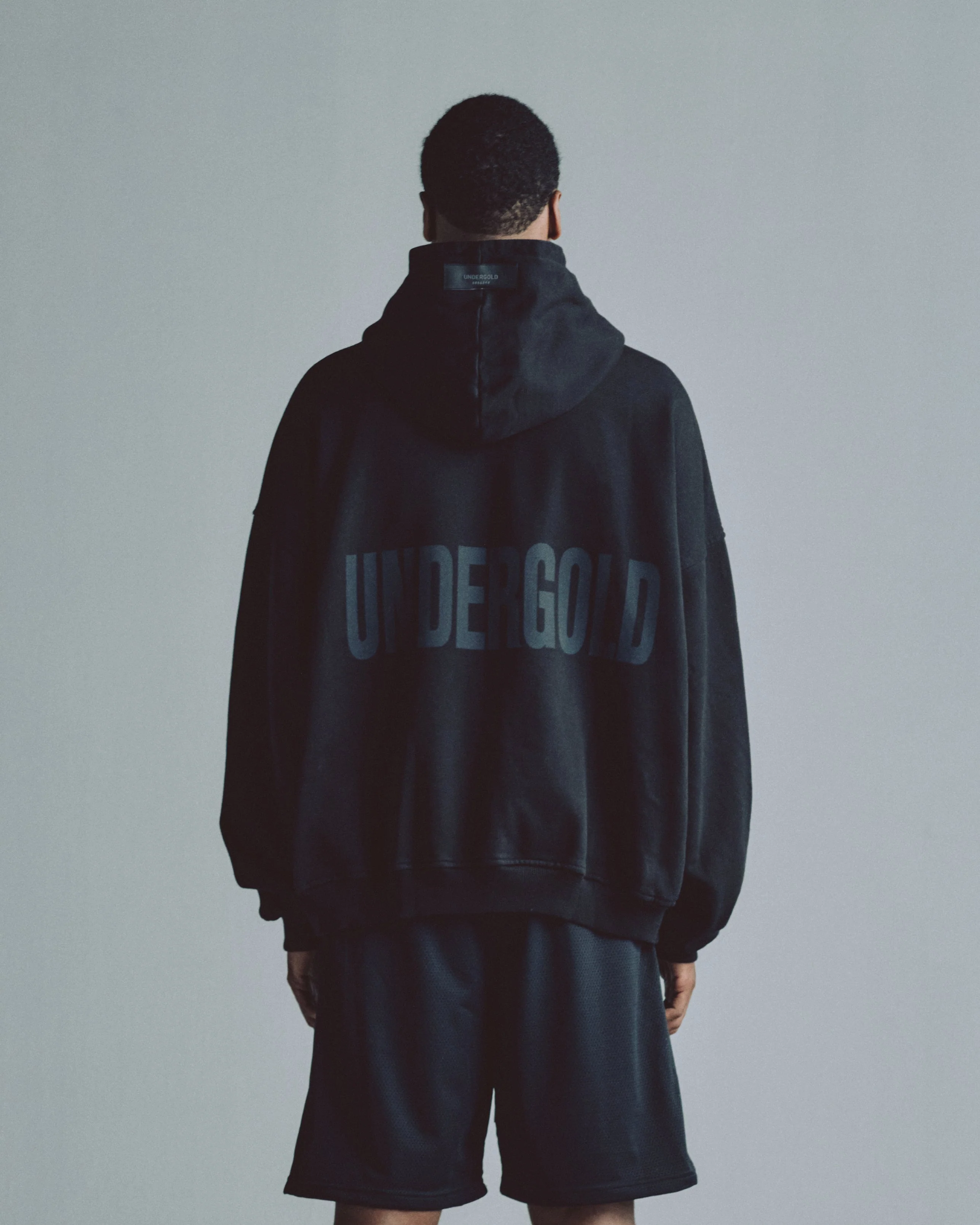 Basics Undergold Hoodie Black - Image 5