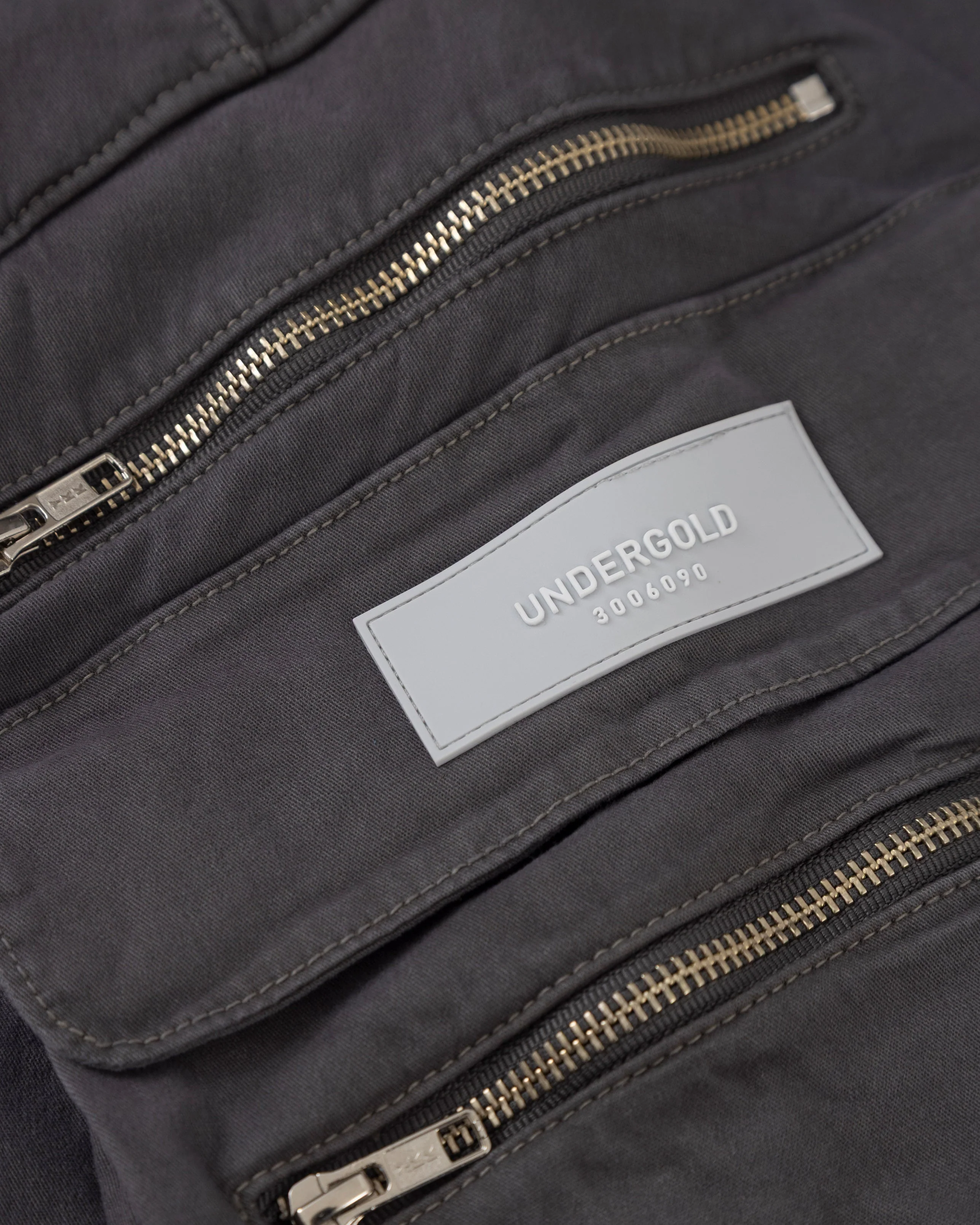 Basics Wide Cargo Pants Silver - Image 4