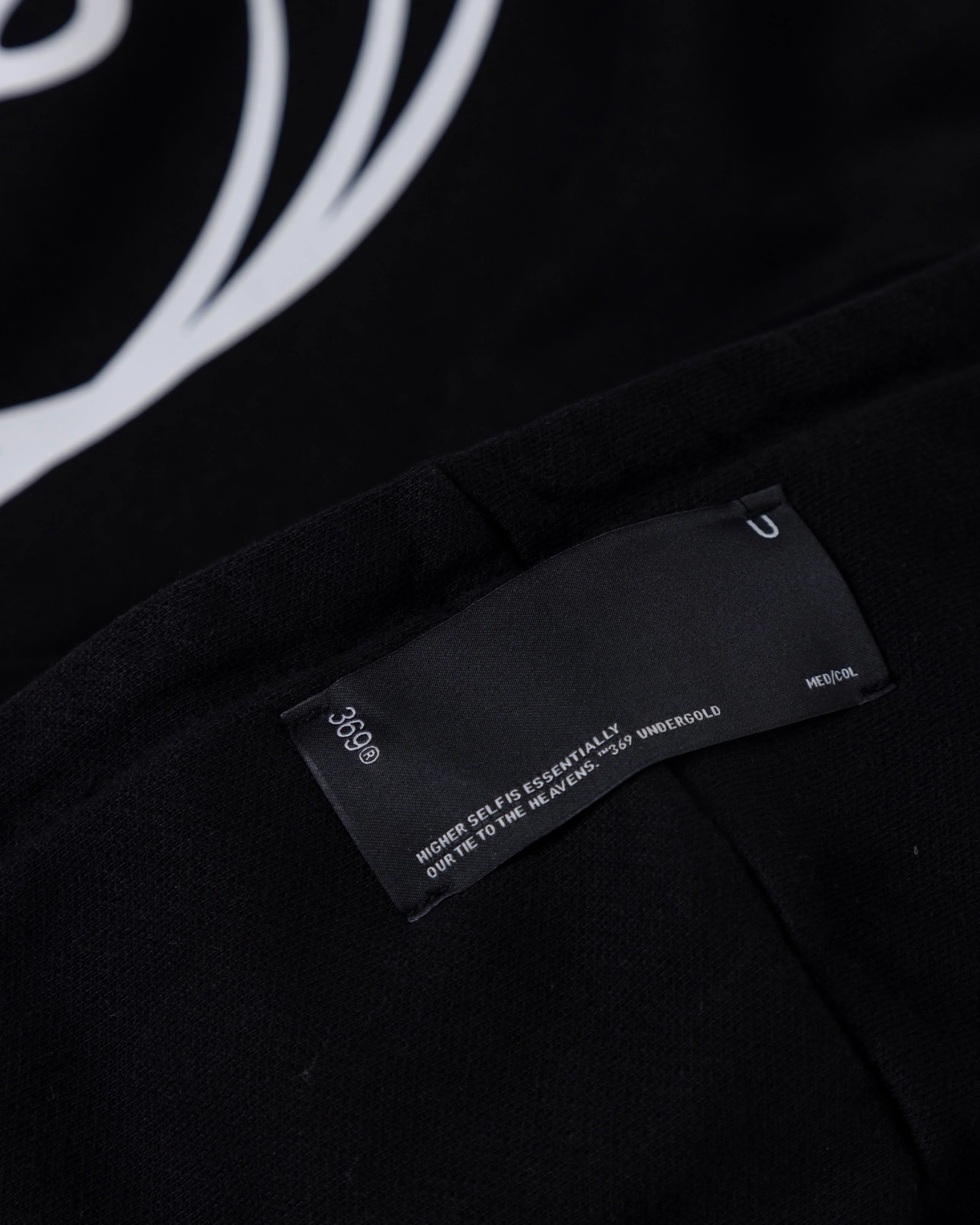 Golden Heritage Basic Hoodie Black - Image 6