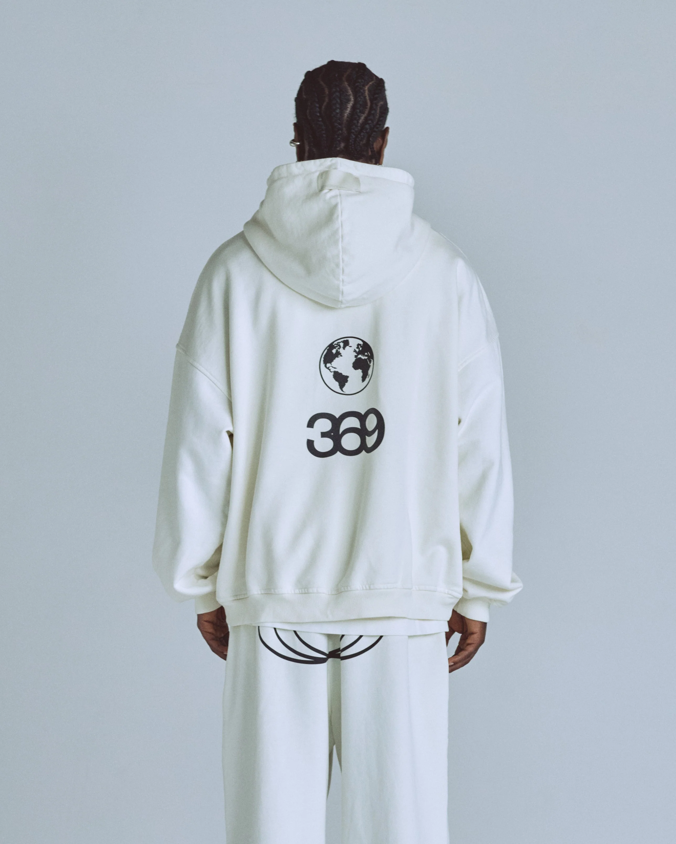 Golden Heritage Basic Hoodie White - Image 7