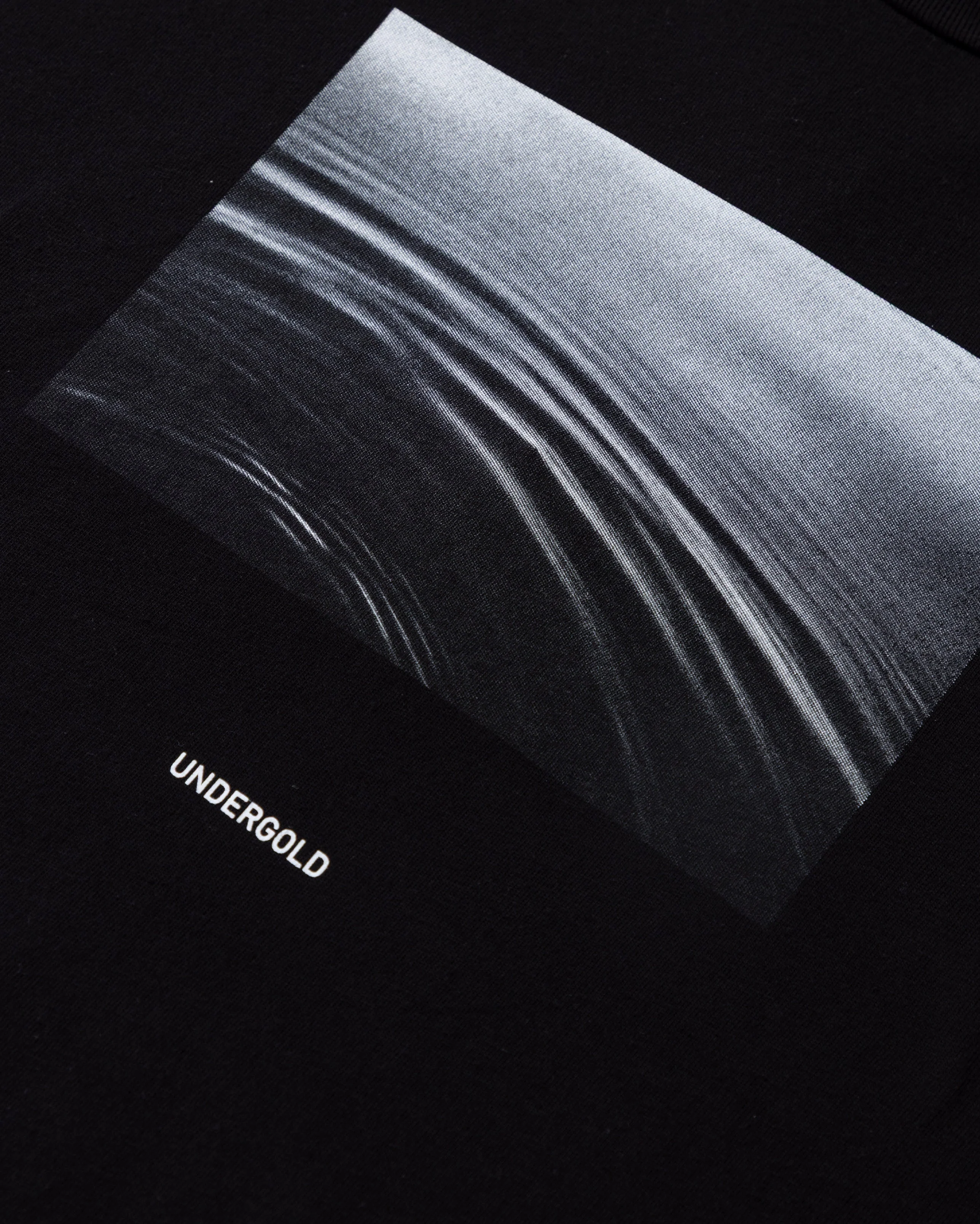Golden Heritage Drop Tshirt Black - Image 4