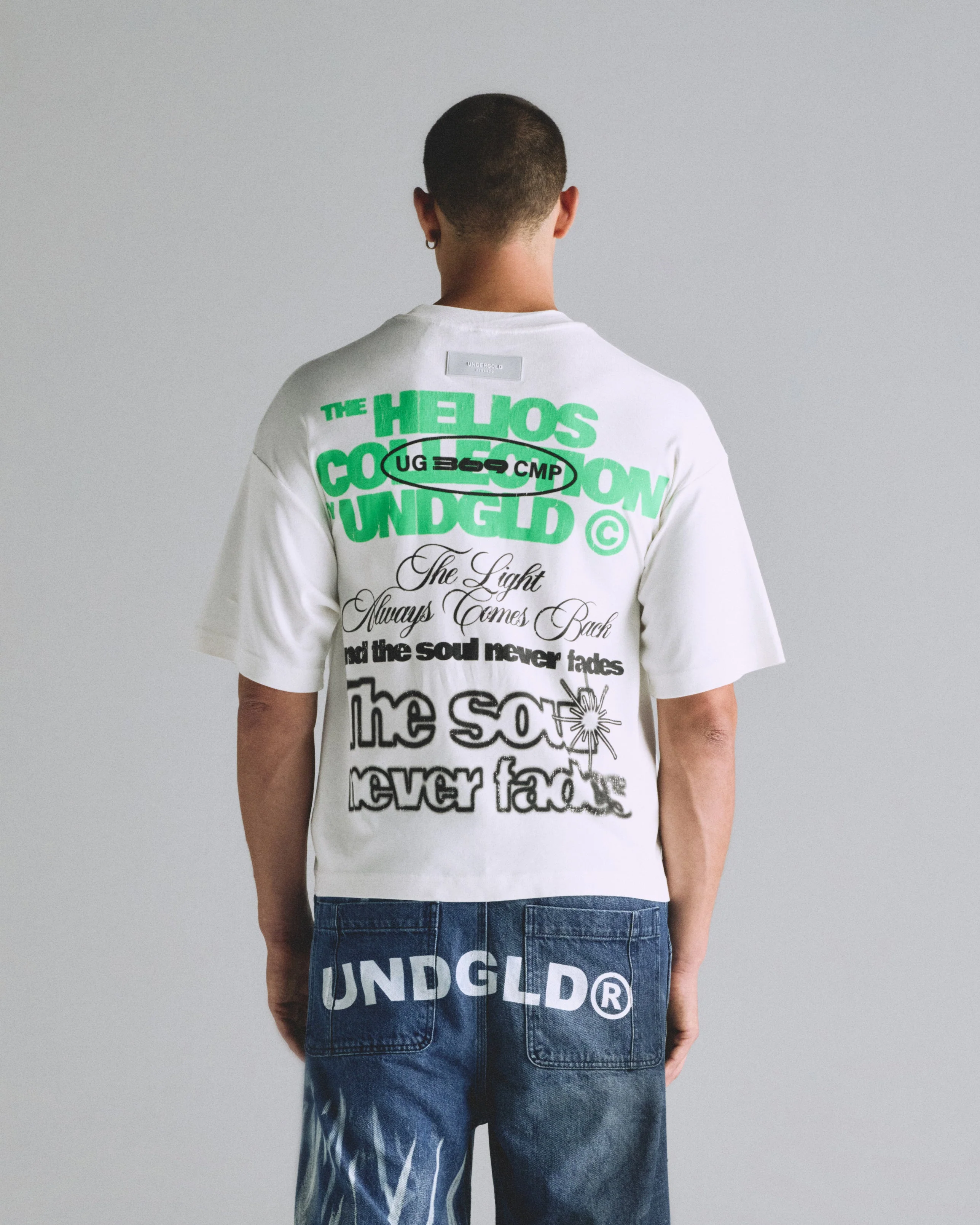 Helios Face Boxy Fit Tshirt White - Image 7