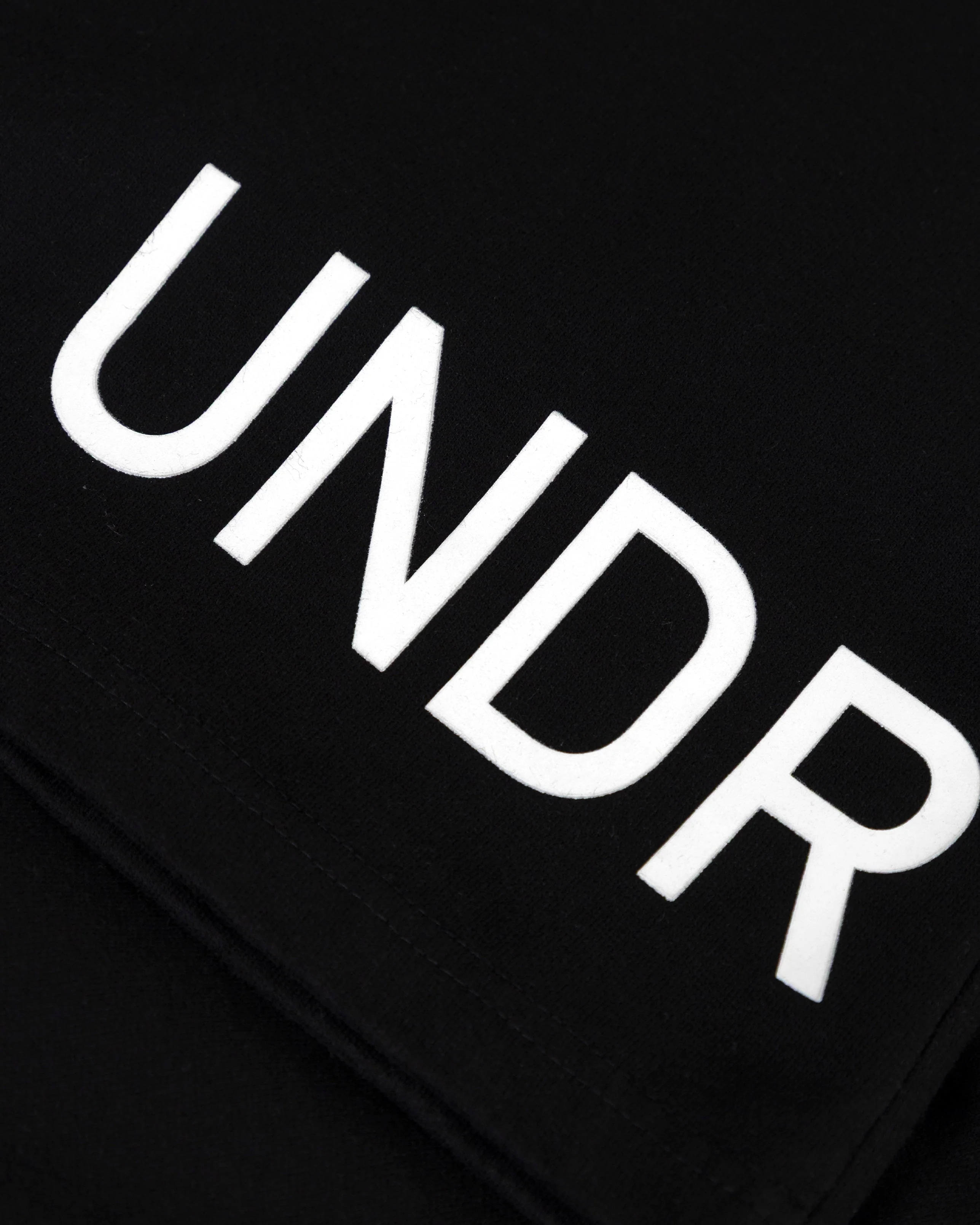 Line Basic Biased Shorts Black - Image 4