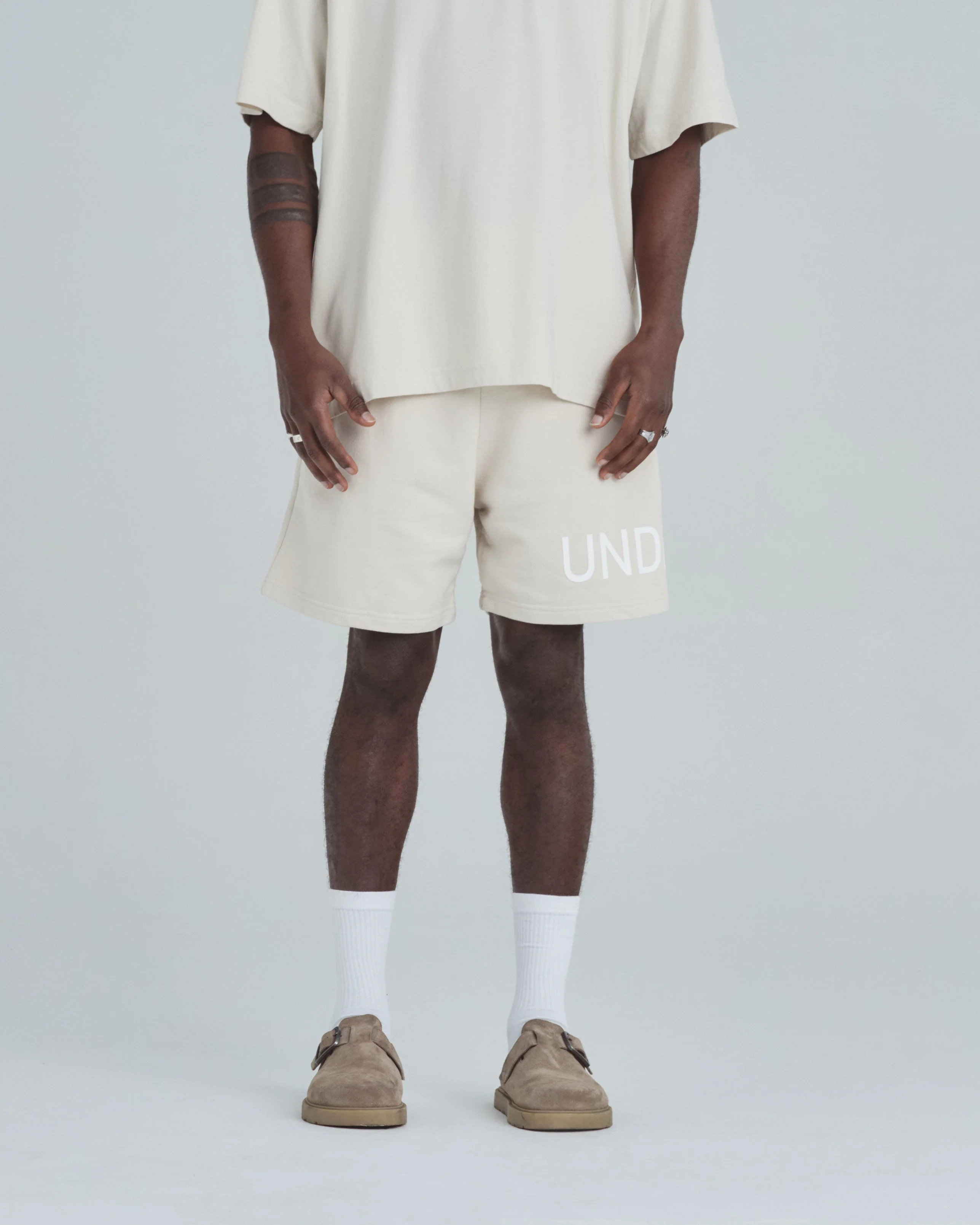 Line Basic Biased Shorts Cream - Image 8