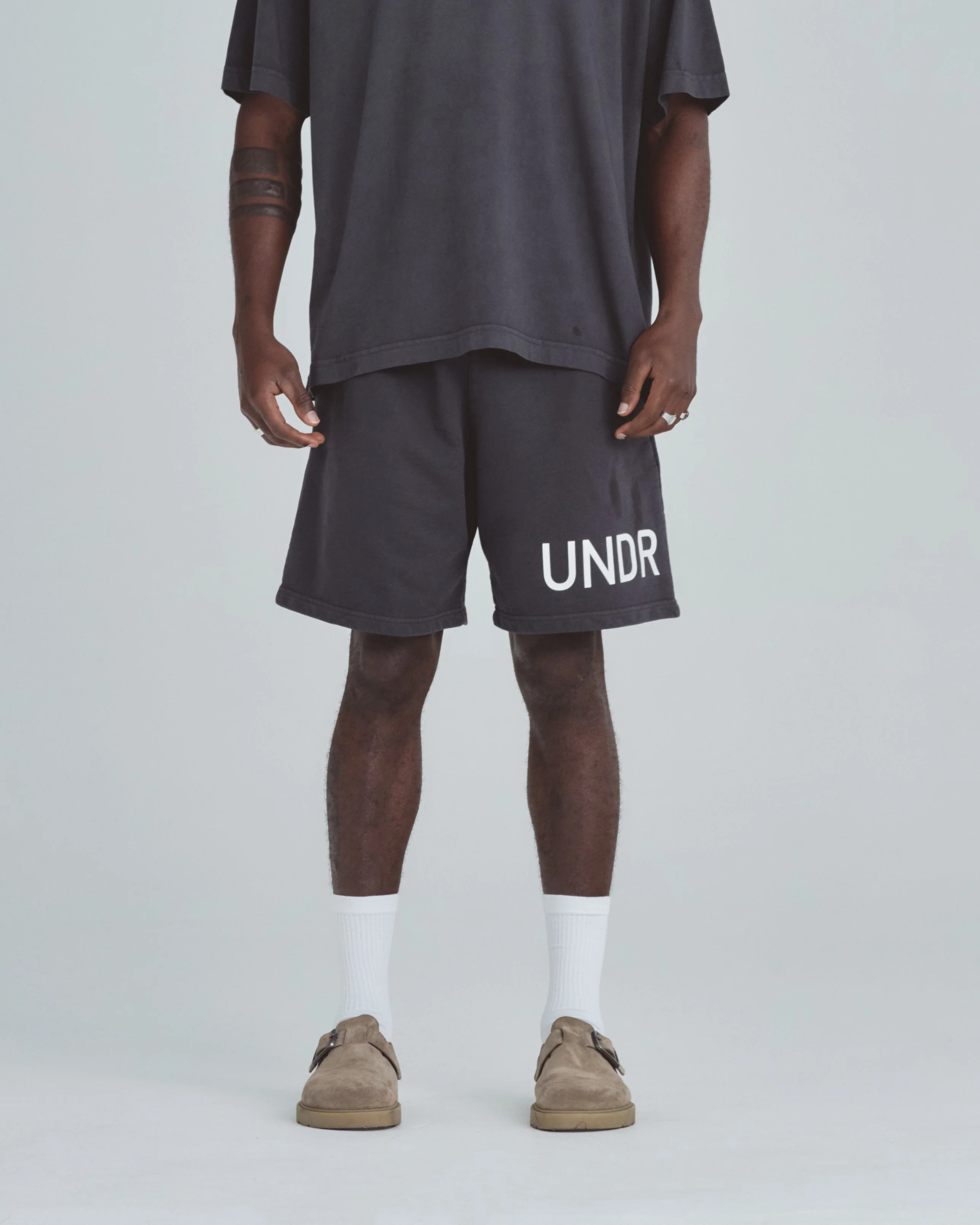 Line Basic Biased Shorts Dark Gray - Image 2