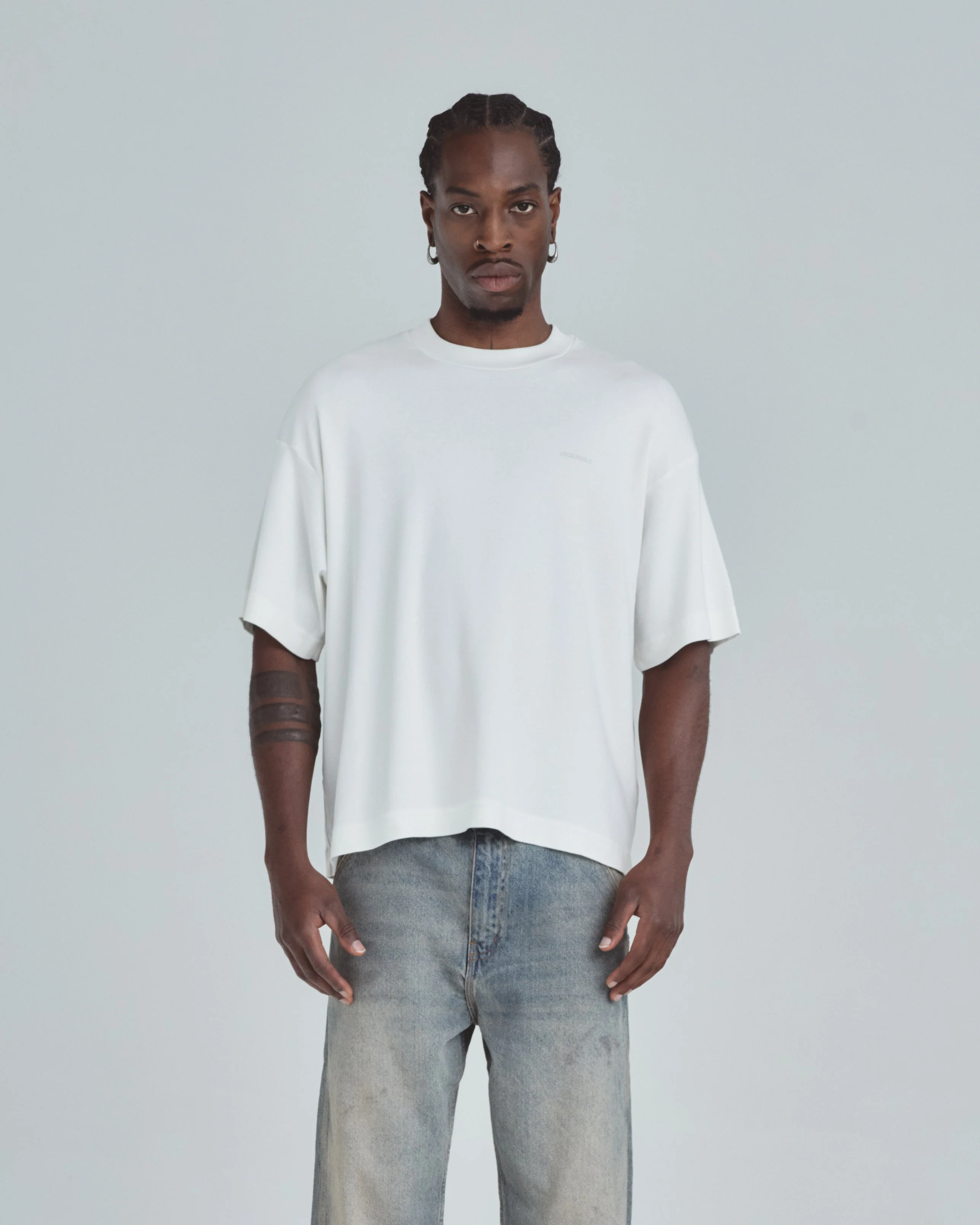 Line Basic Boxy Fit Tshirt White - Image 2