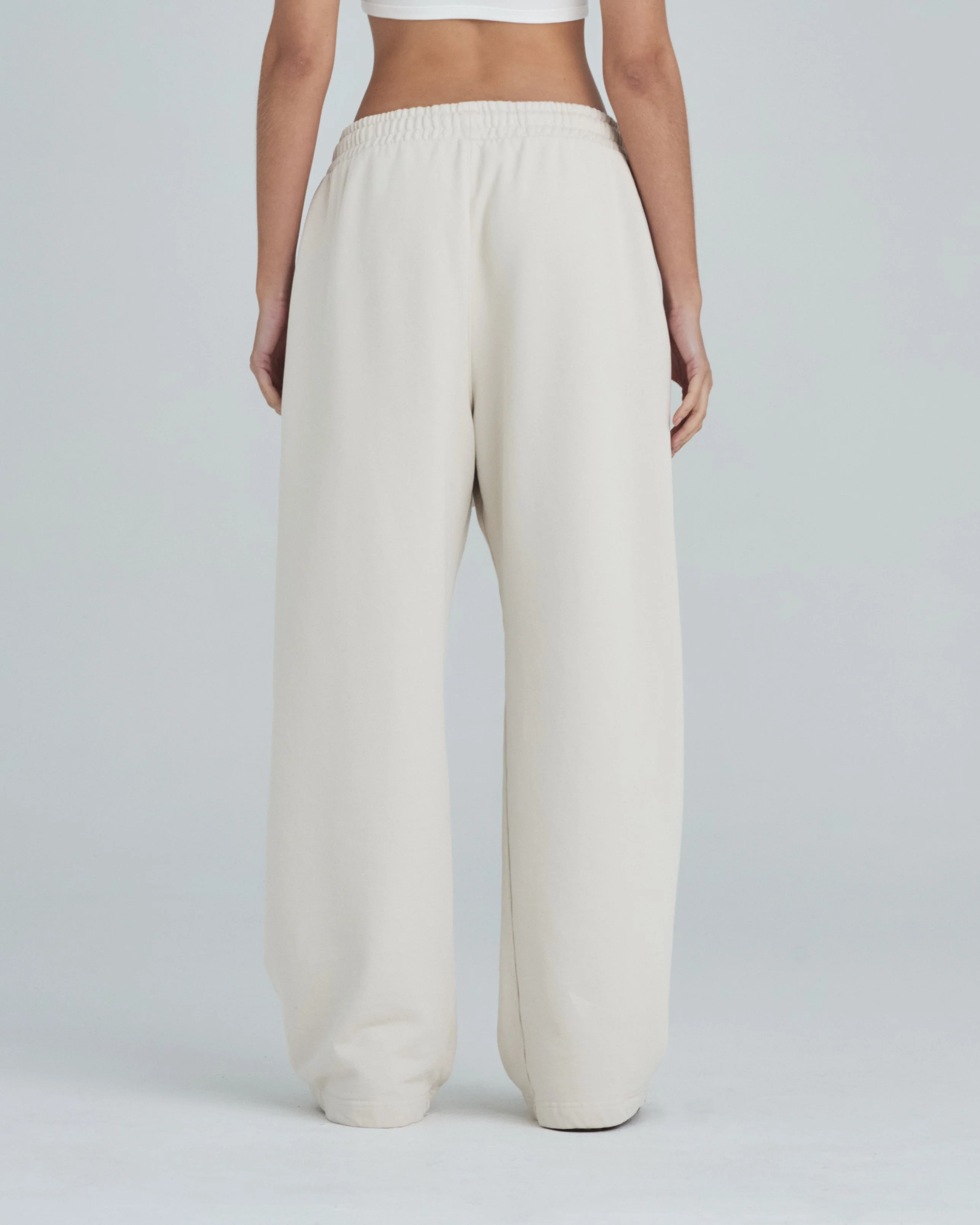 Line Basic StraightPants Cream - Image 9