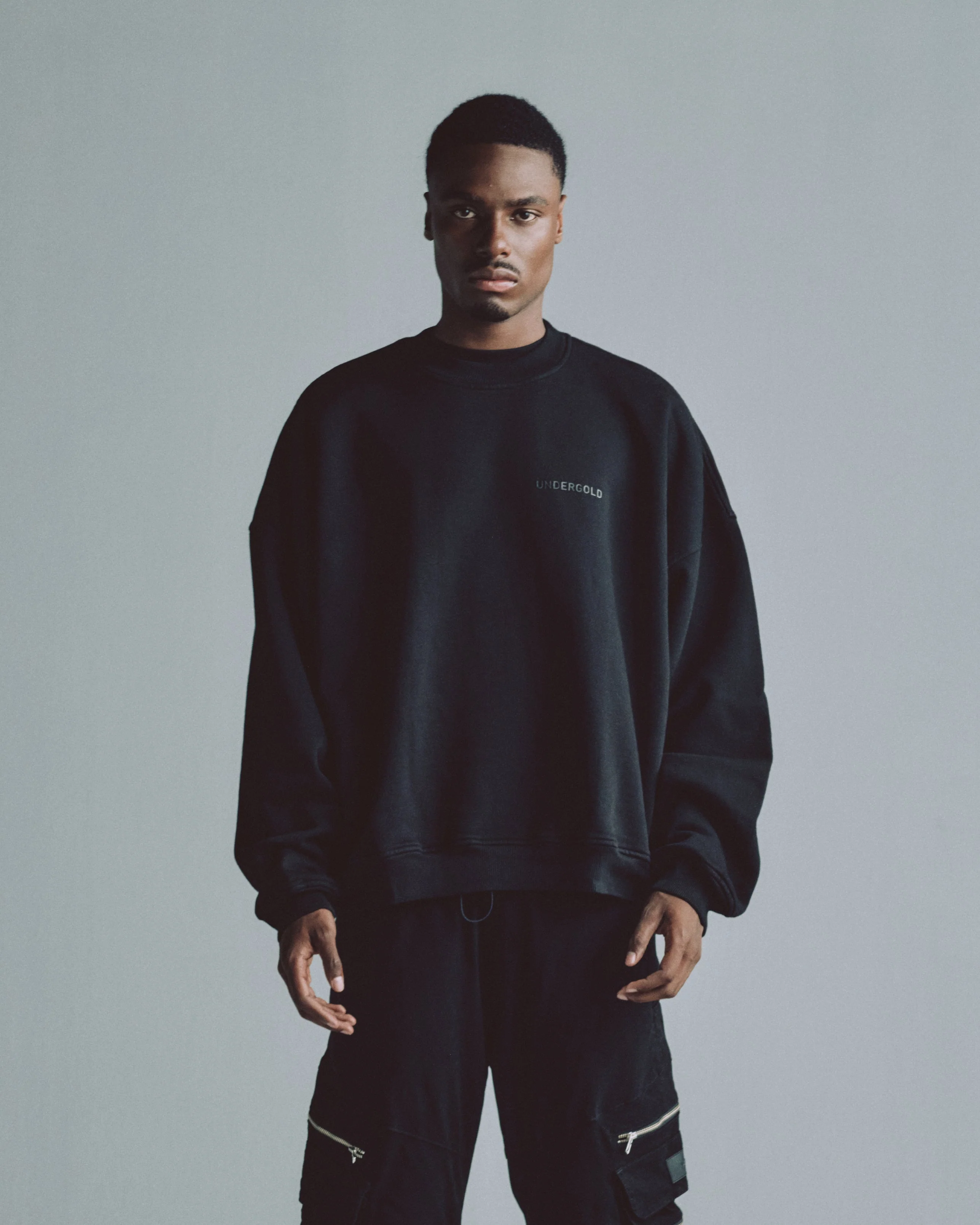 Line Logo Crewneck Black - Image 2