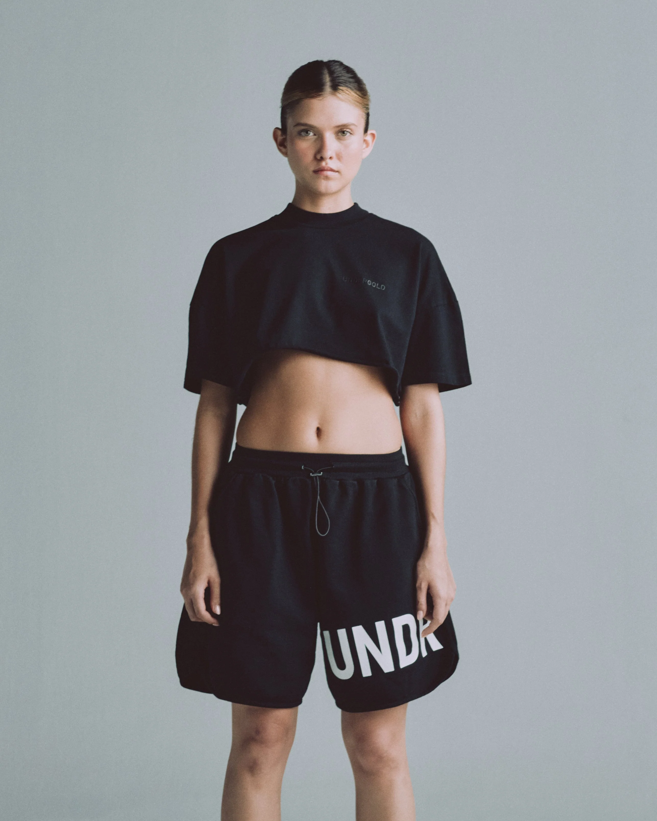 Line Logo Crop Top Black - Image 6
