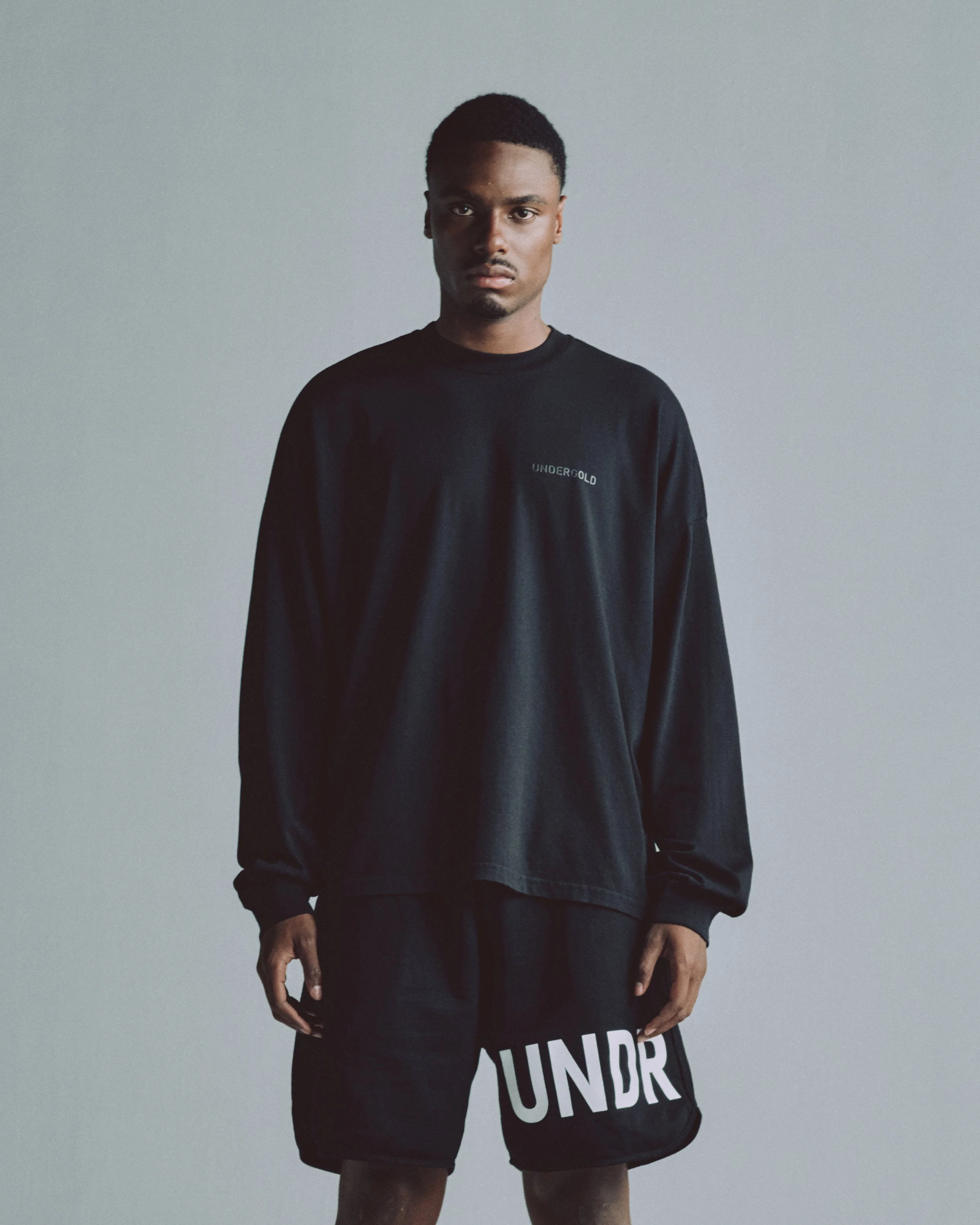 Line Logo Long Sleeve Boxy Fit Tshirt Black - Image 8