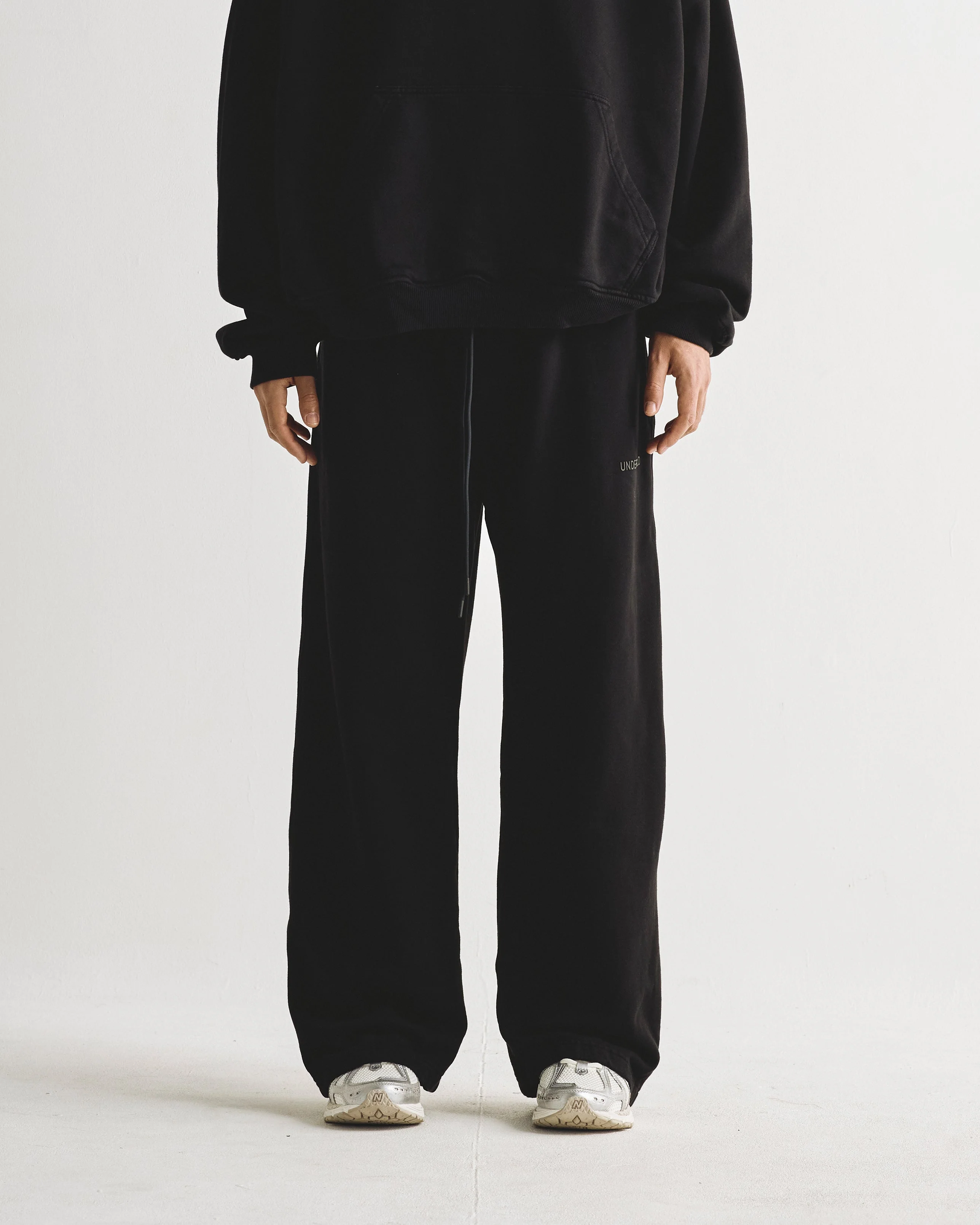 Line Logo Straightpants Black - Image 6
