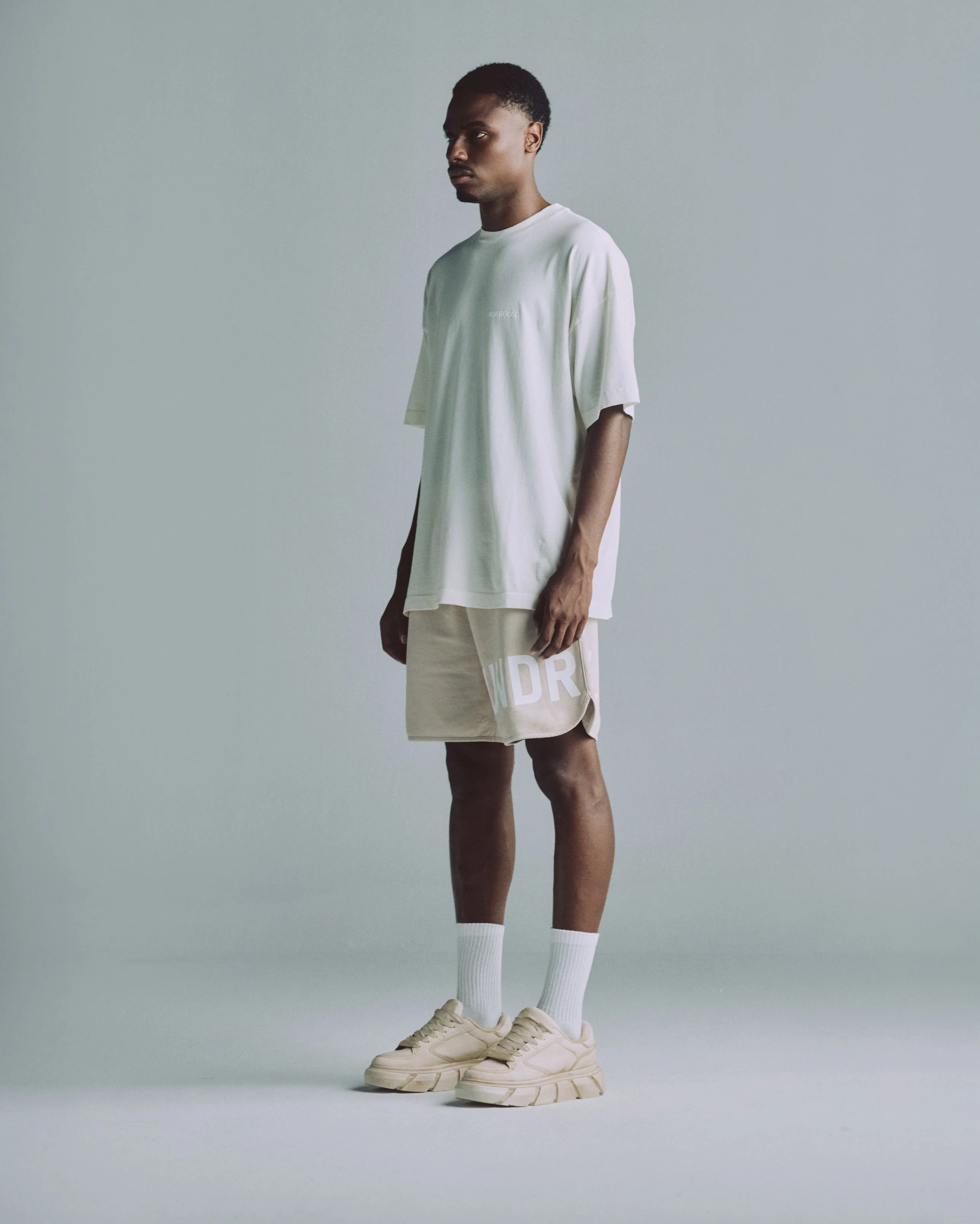 Line Logo Tshirt White - Image 4