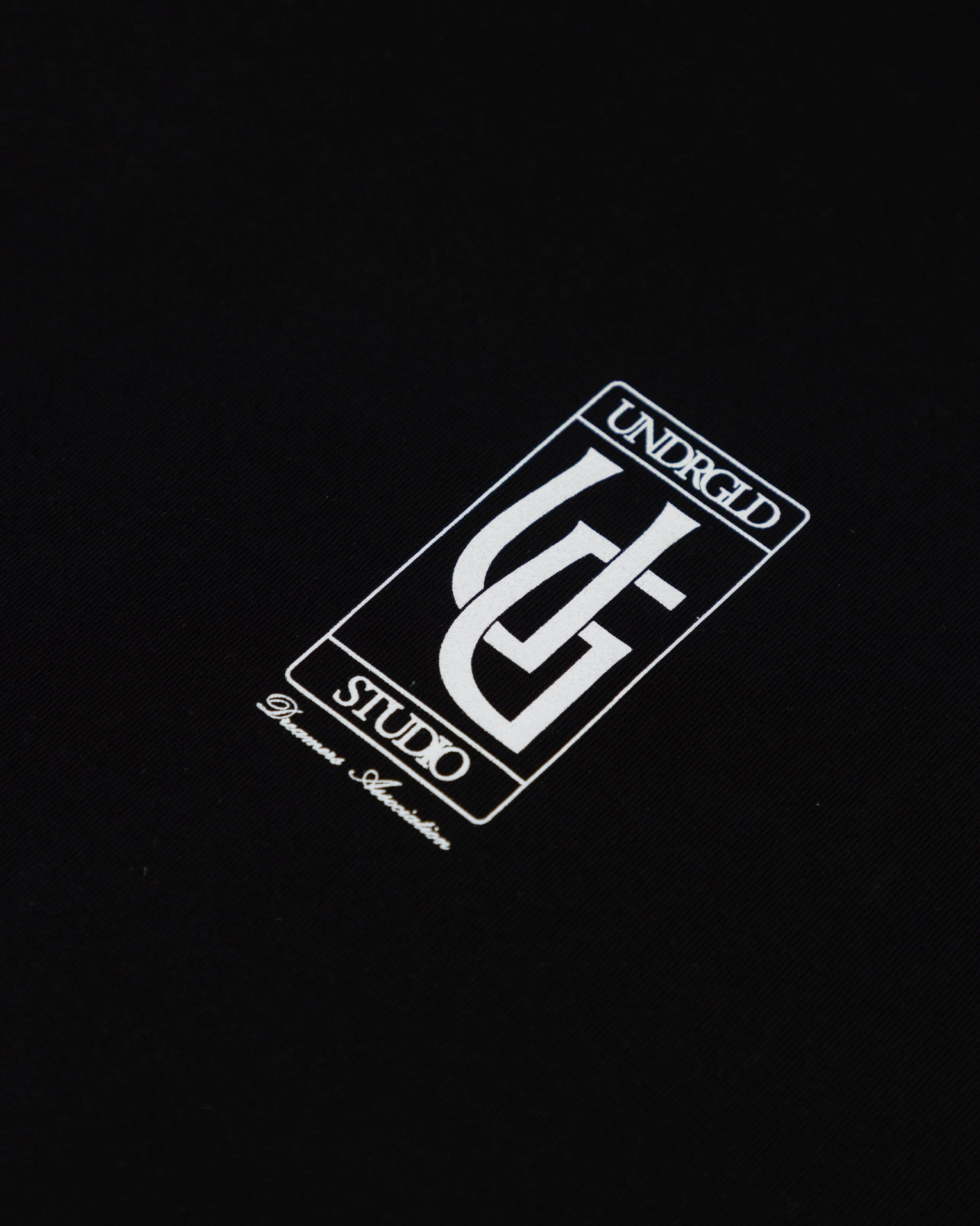Line UG Frame Tshirt Black - Image 4