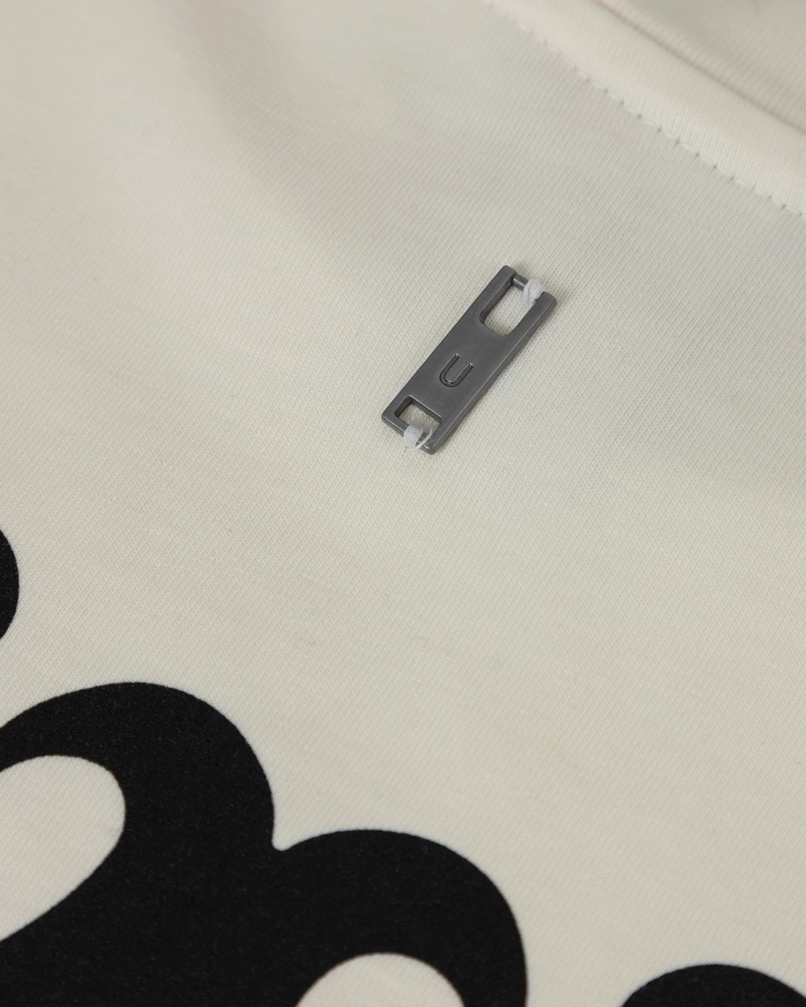 Line UG Monogram Tshirt White - Image 4