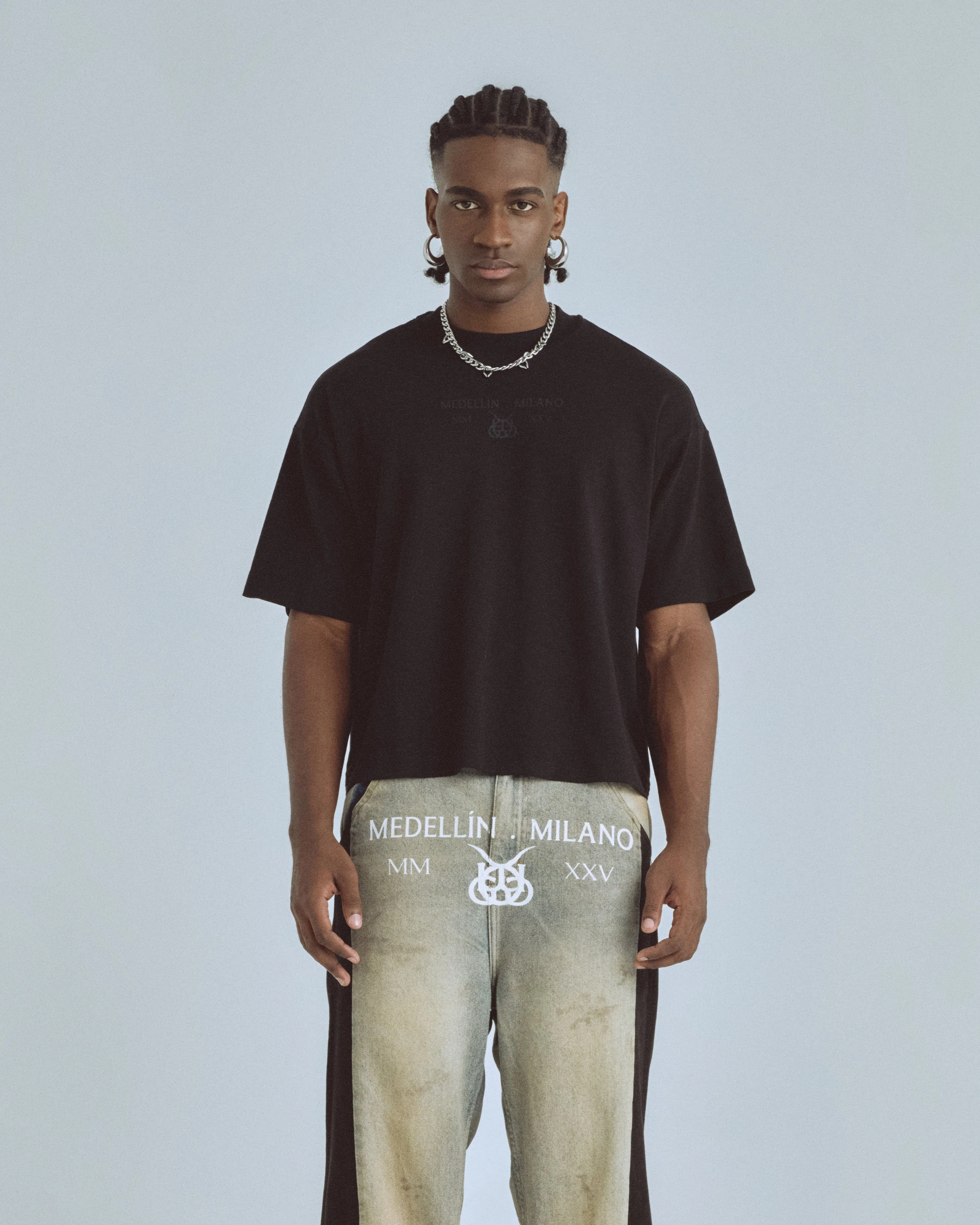 Santa Unión Basic Boxy Fit Tshirt Black - Image 8