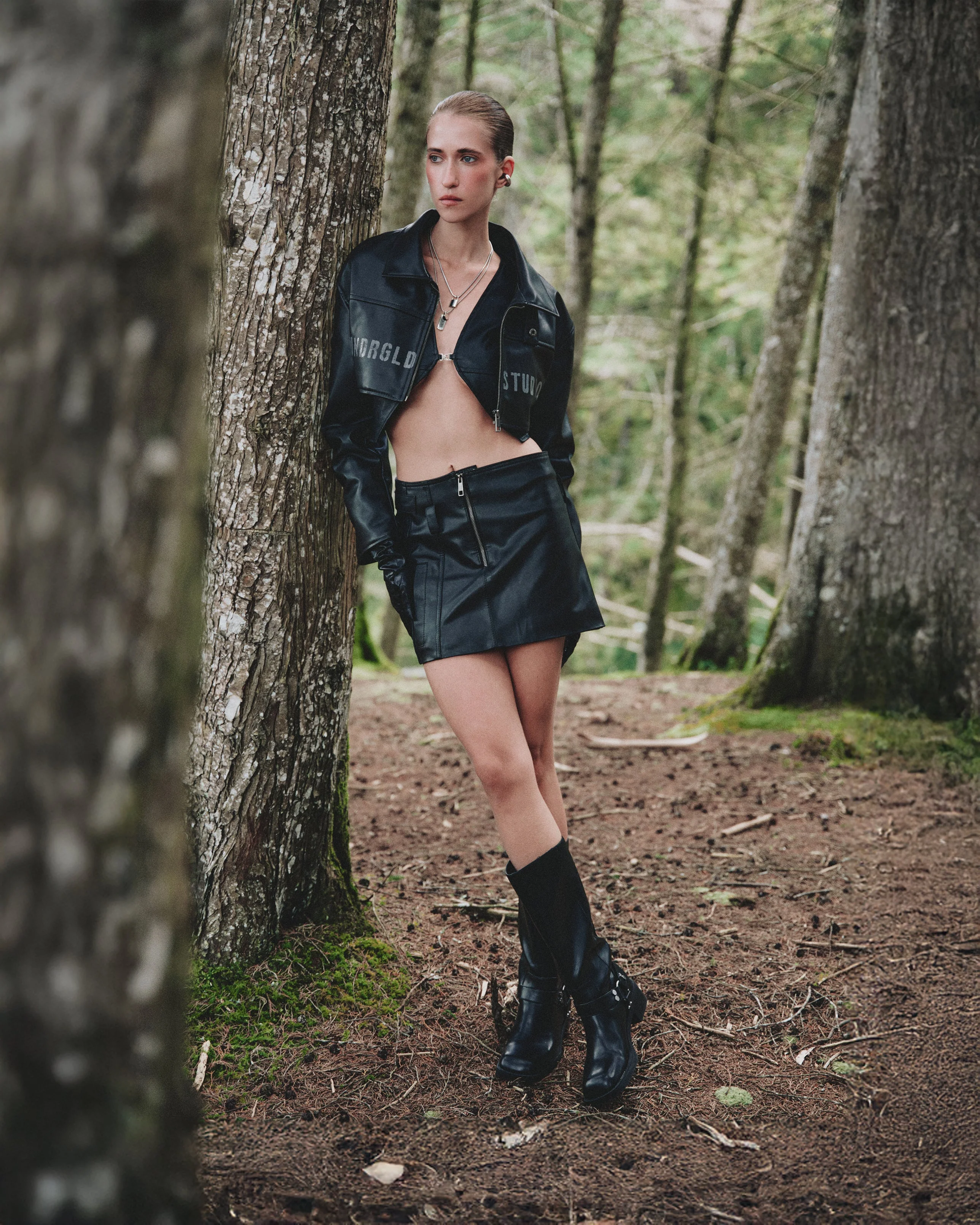 Spring Worn Logo Cropped Jacket Black - Image 2