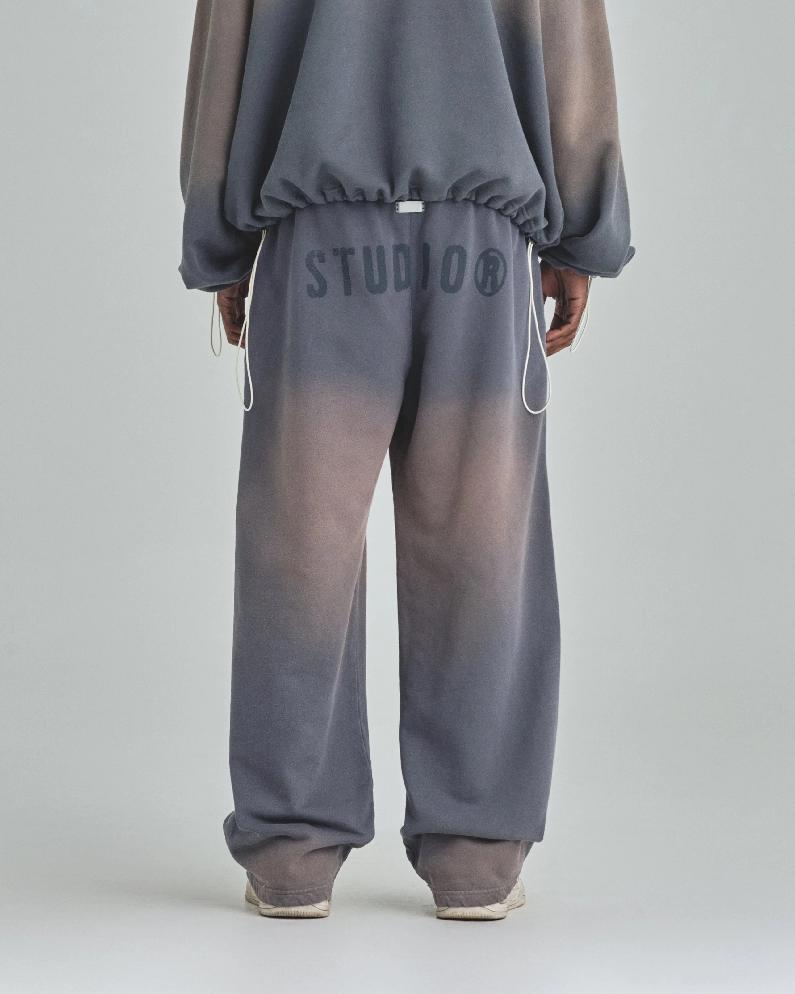 Spring Worn Logo Straight Pants Sandblast Gray - Image 7