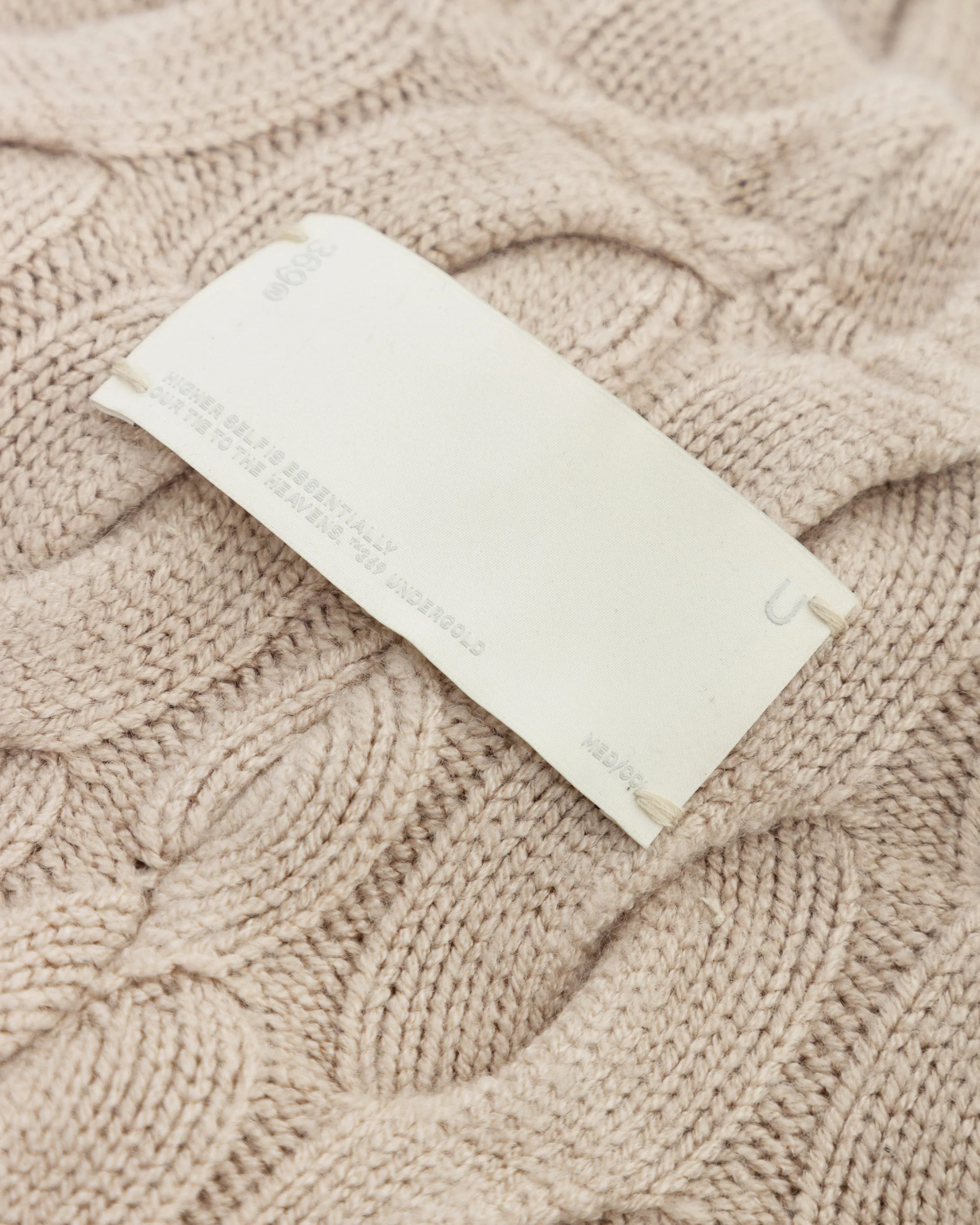 The Path Monogram Cable Knit Short Cream - Image 6