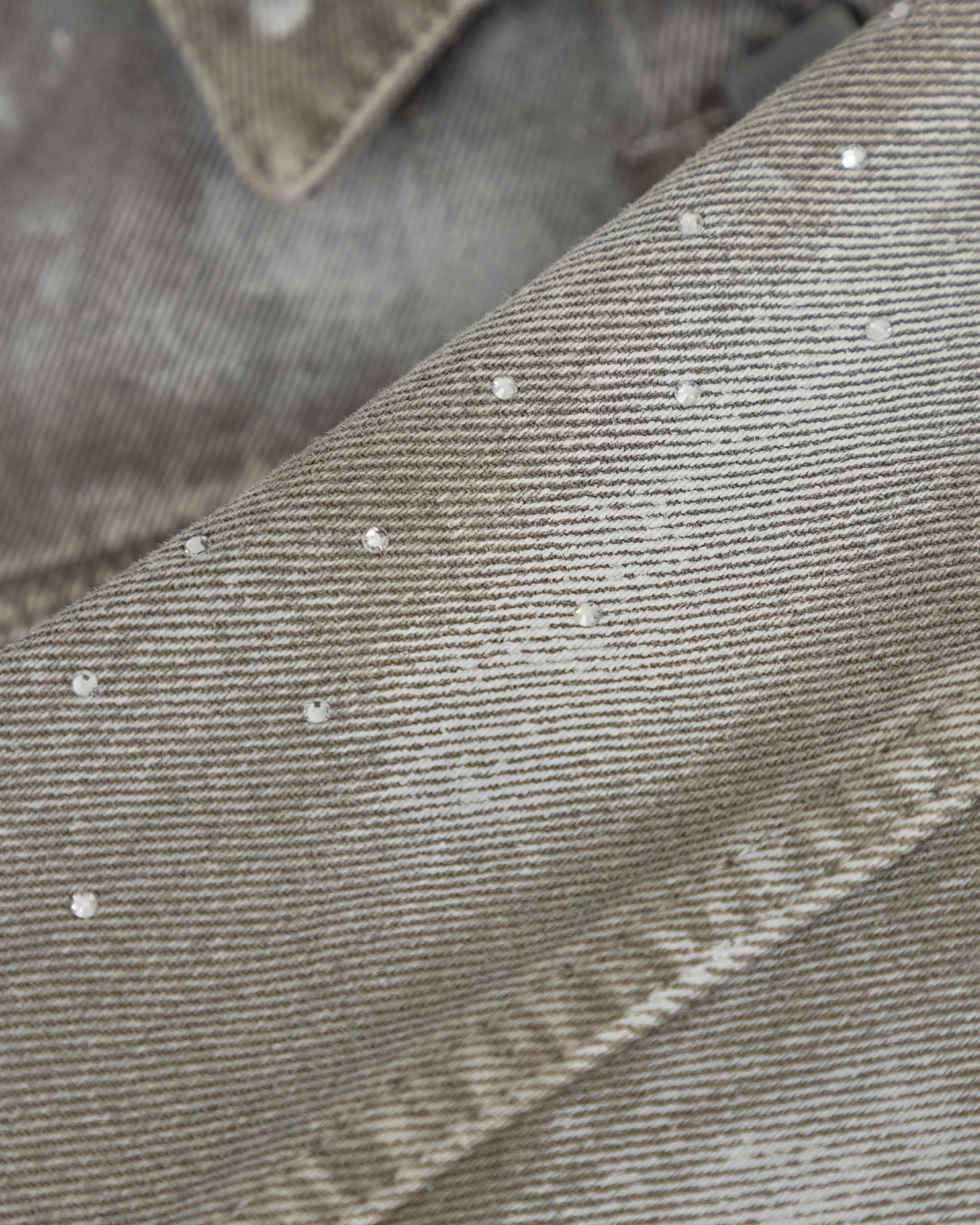 W 94' Worn Logo Jacket Smoke Gray - Image 6