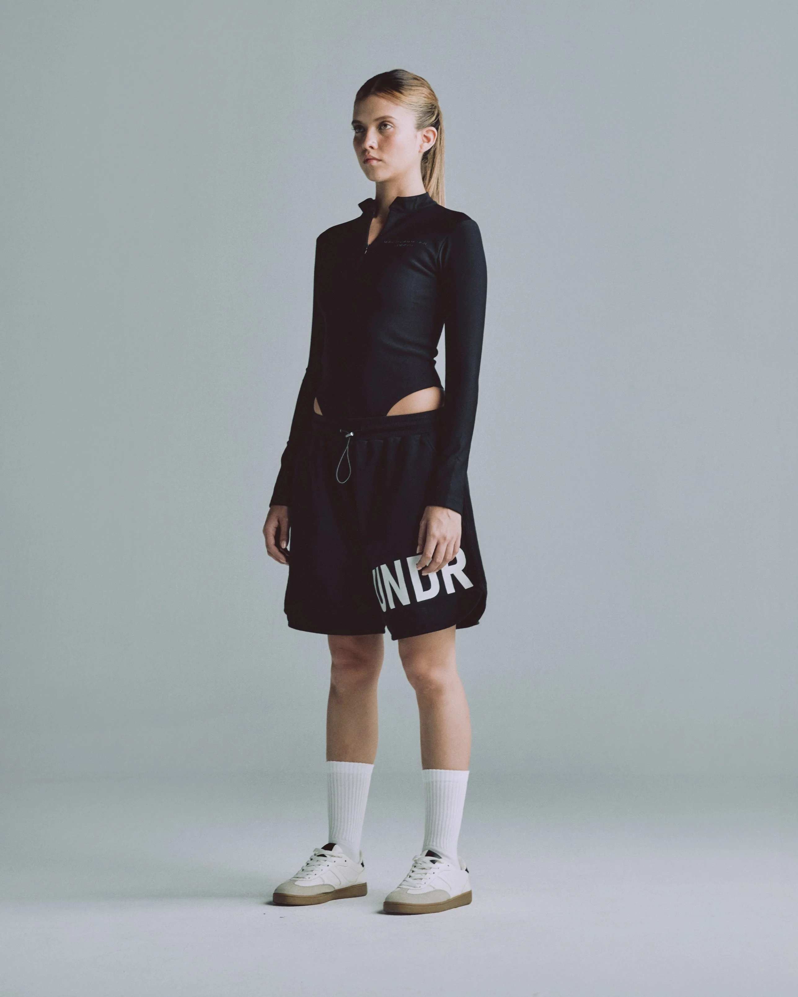 W Basics Body Black - Image 5