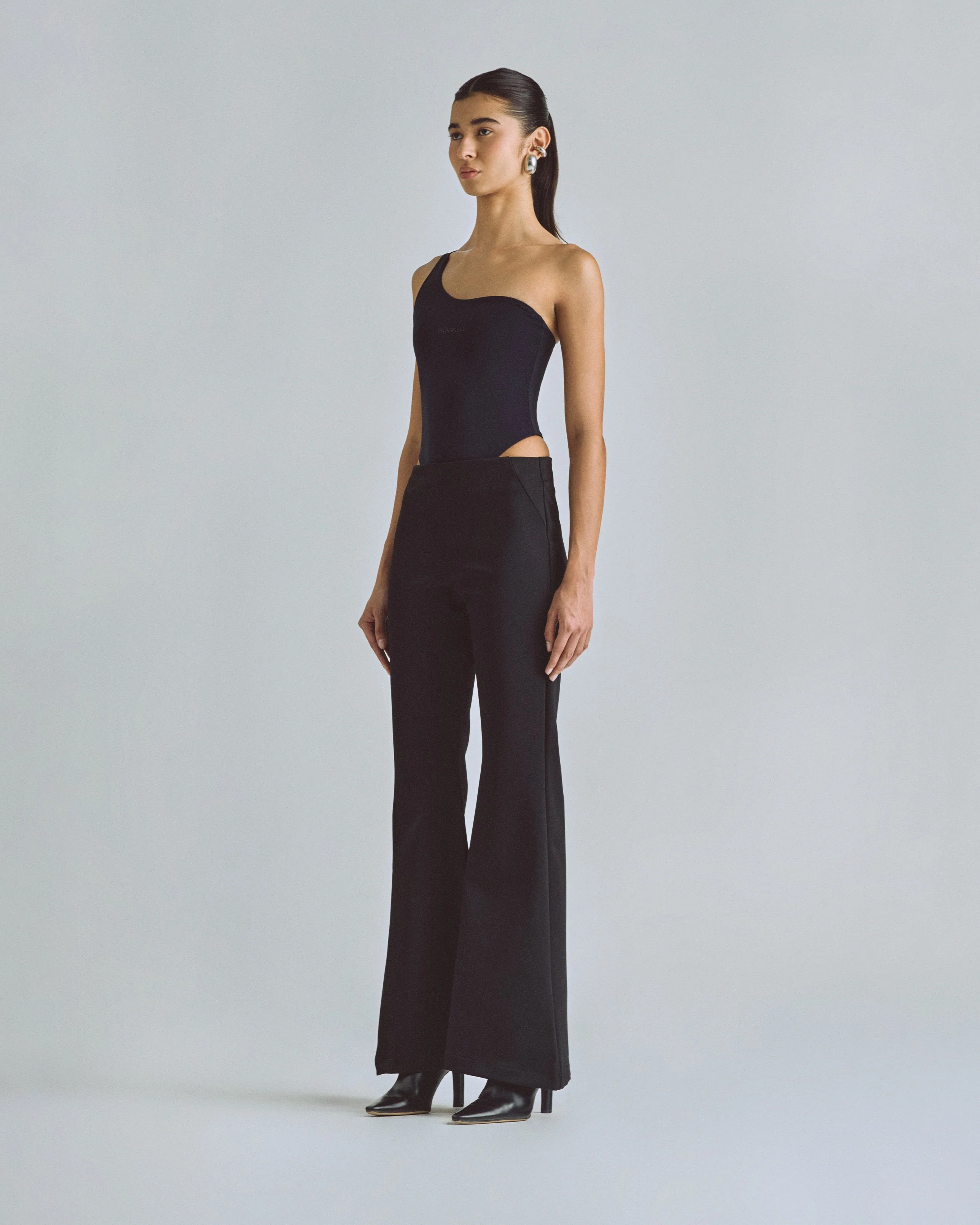 W Basics Flare Trouser Black - Image 5