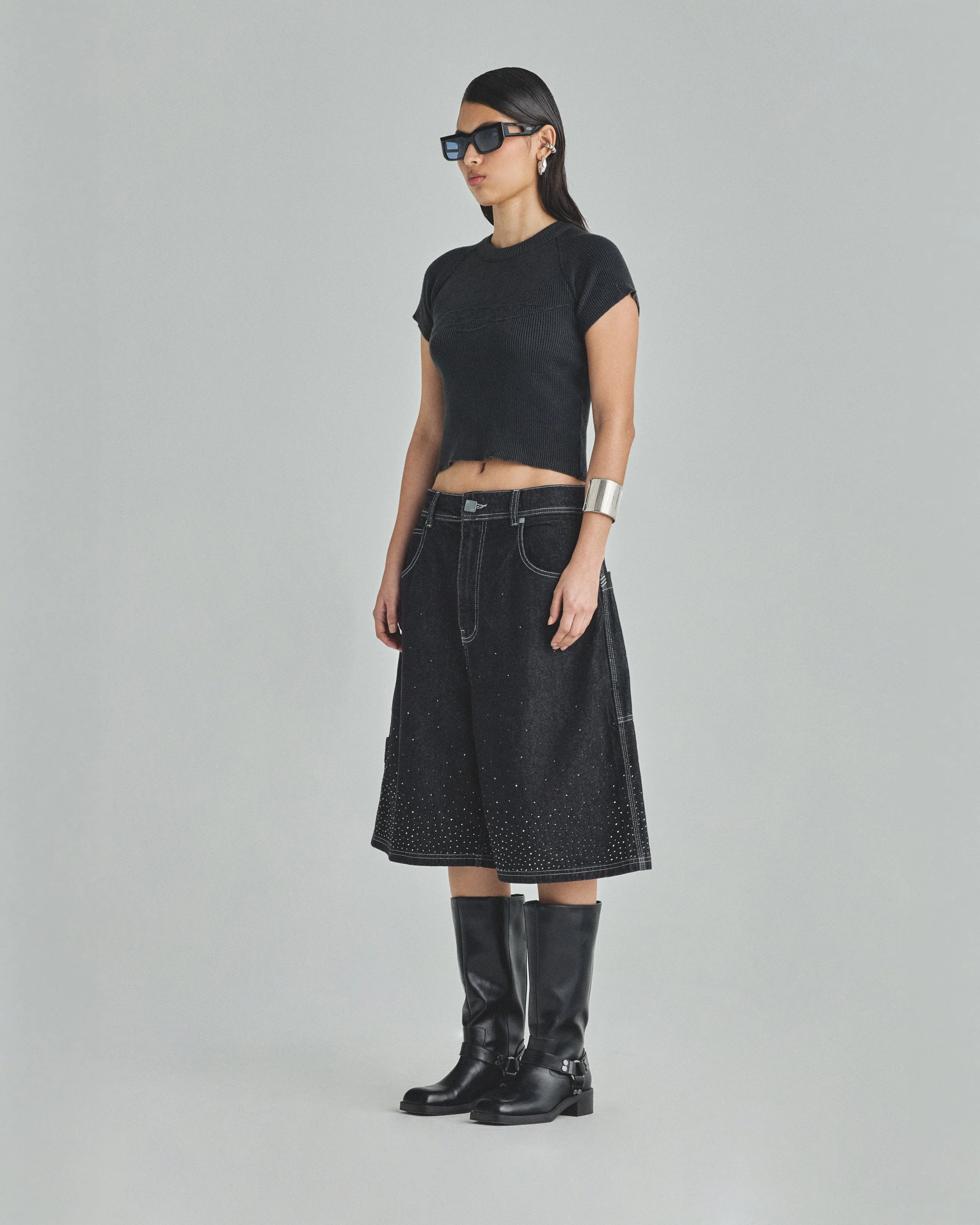 W Basics UNDRGLD Jorts Black - Image 5