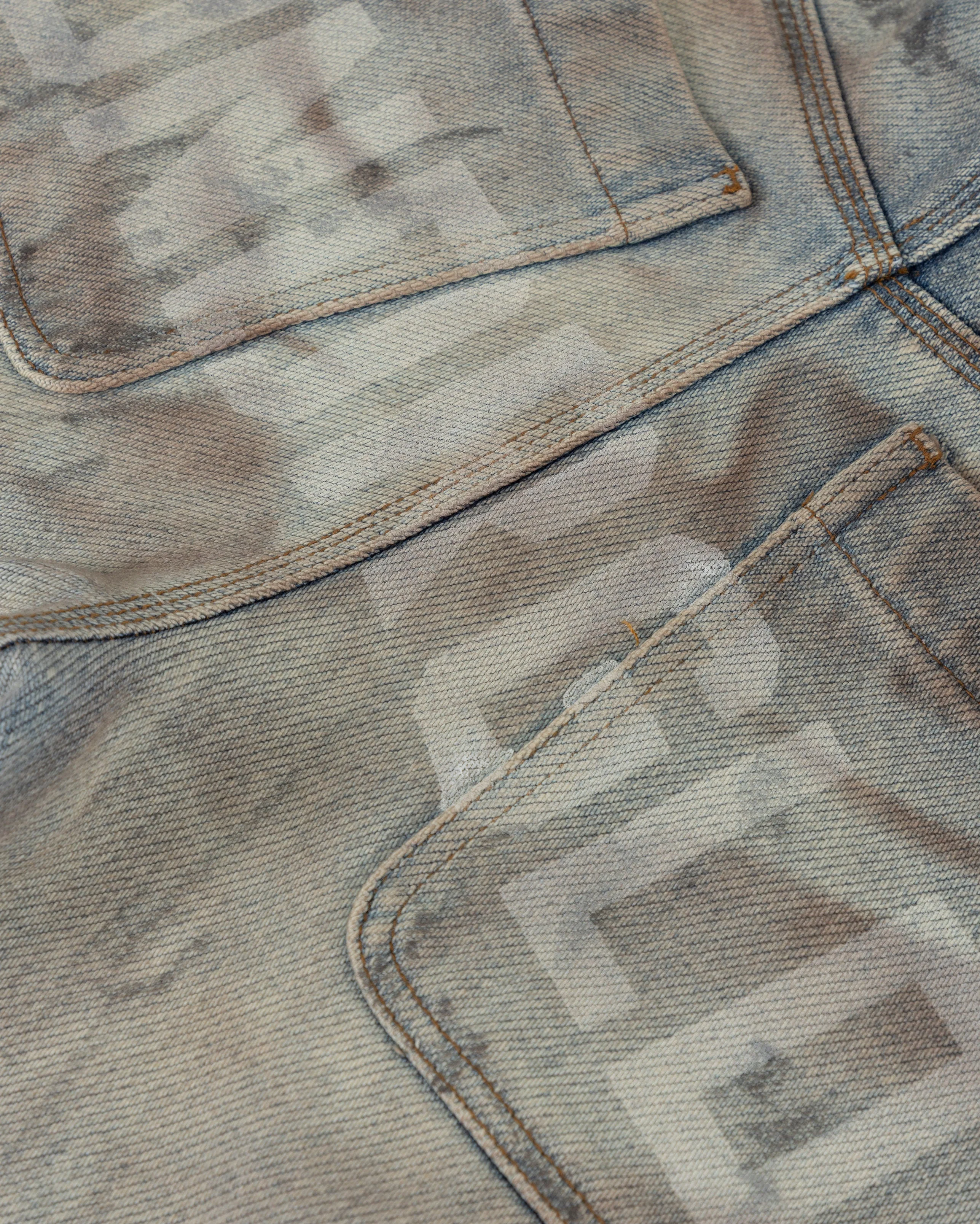 W Capsule UNDRGLD Wide Jeans Dirty Blue - Image 4