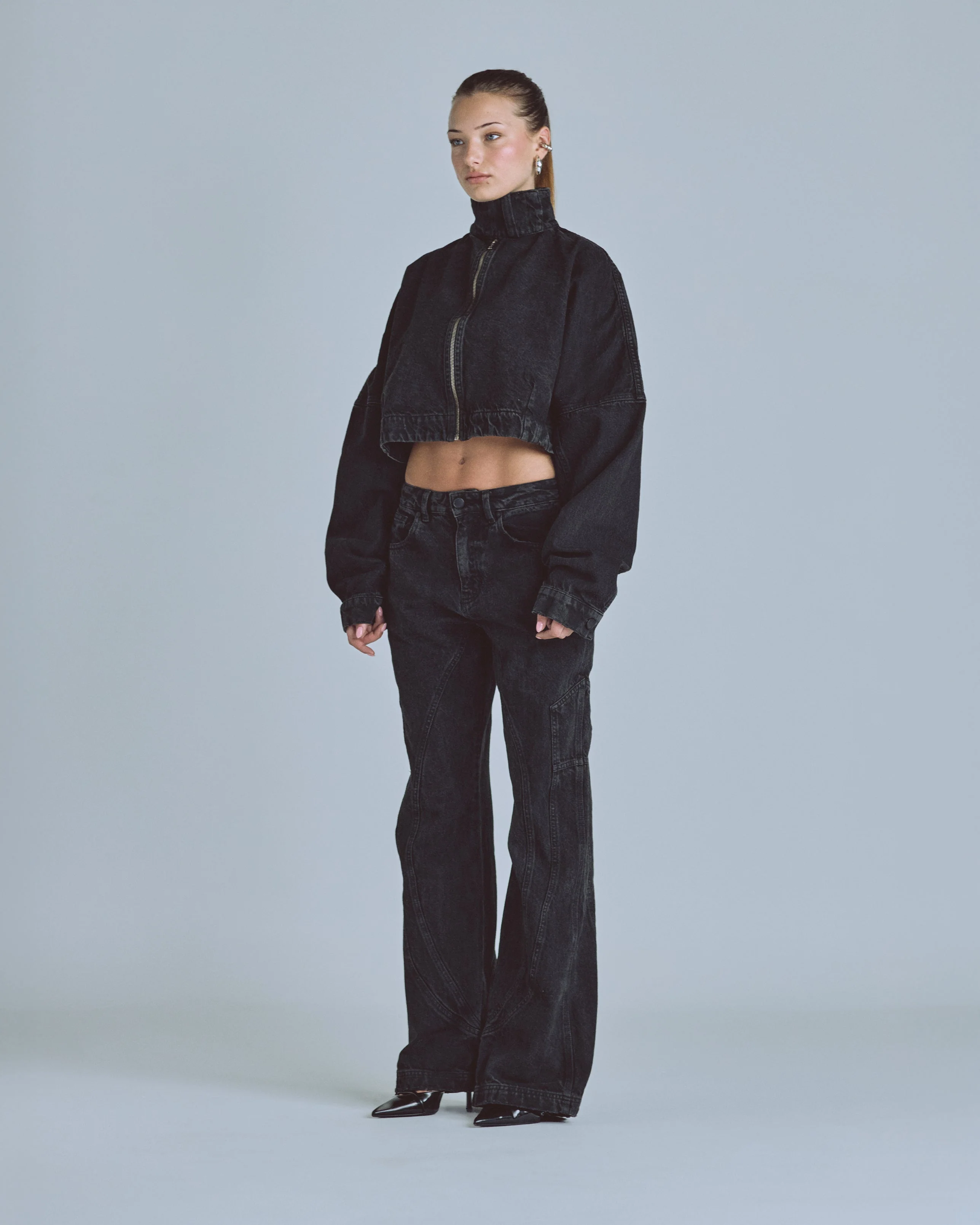 W Golden Heritage High Neck Jacket Black - Image 5